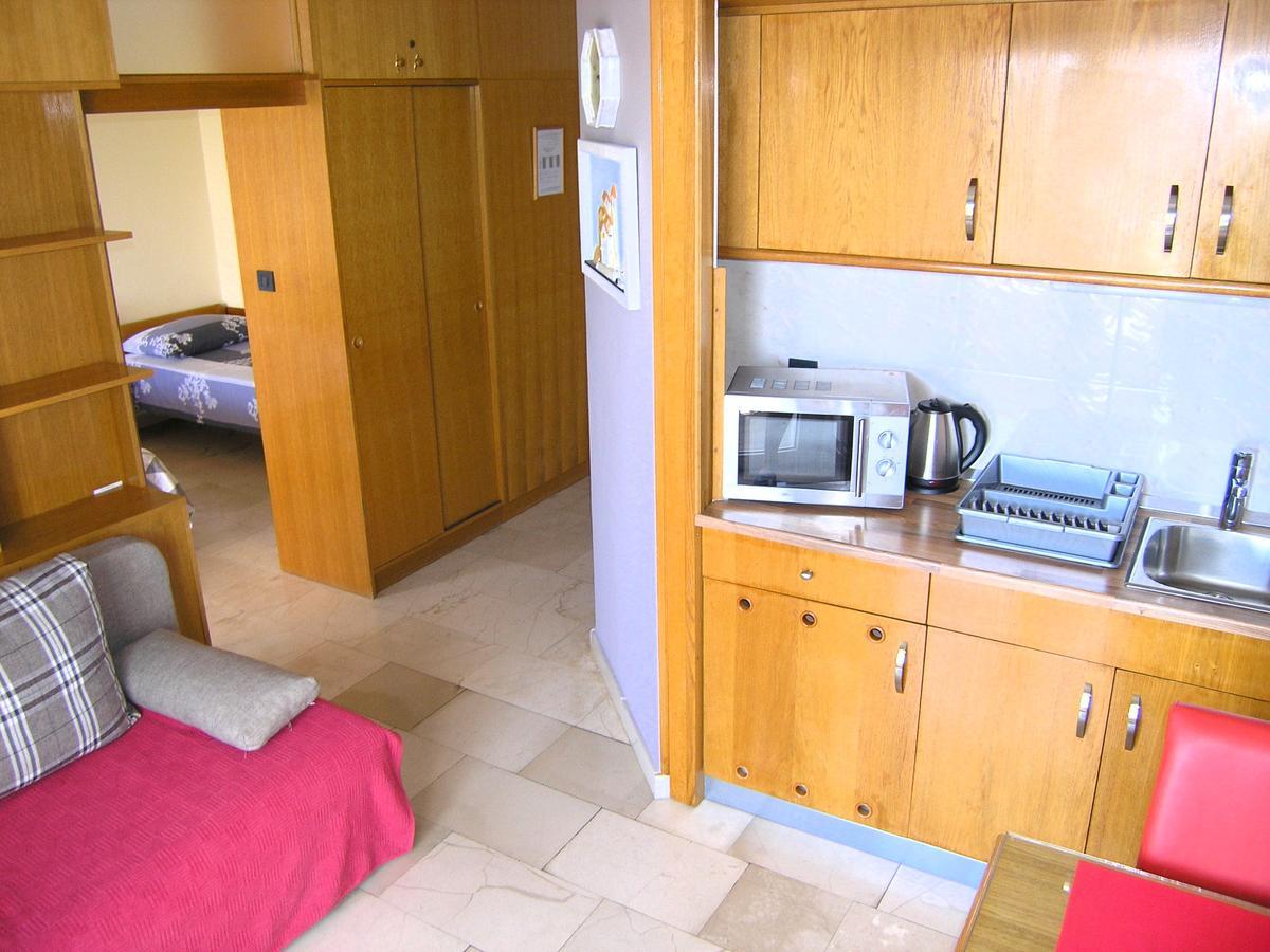 Apartments Oribella Krk Town Exterior foto