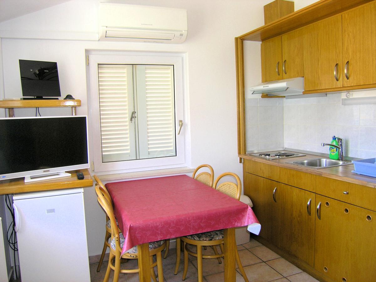 Apartments Oribella Krk Town Exterior foto