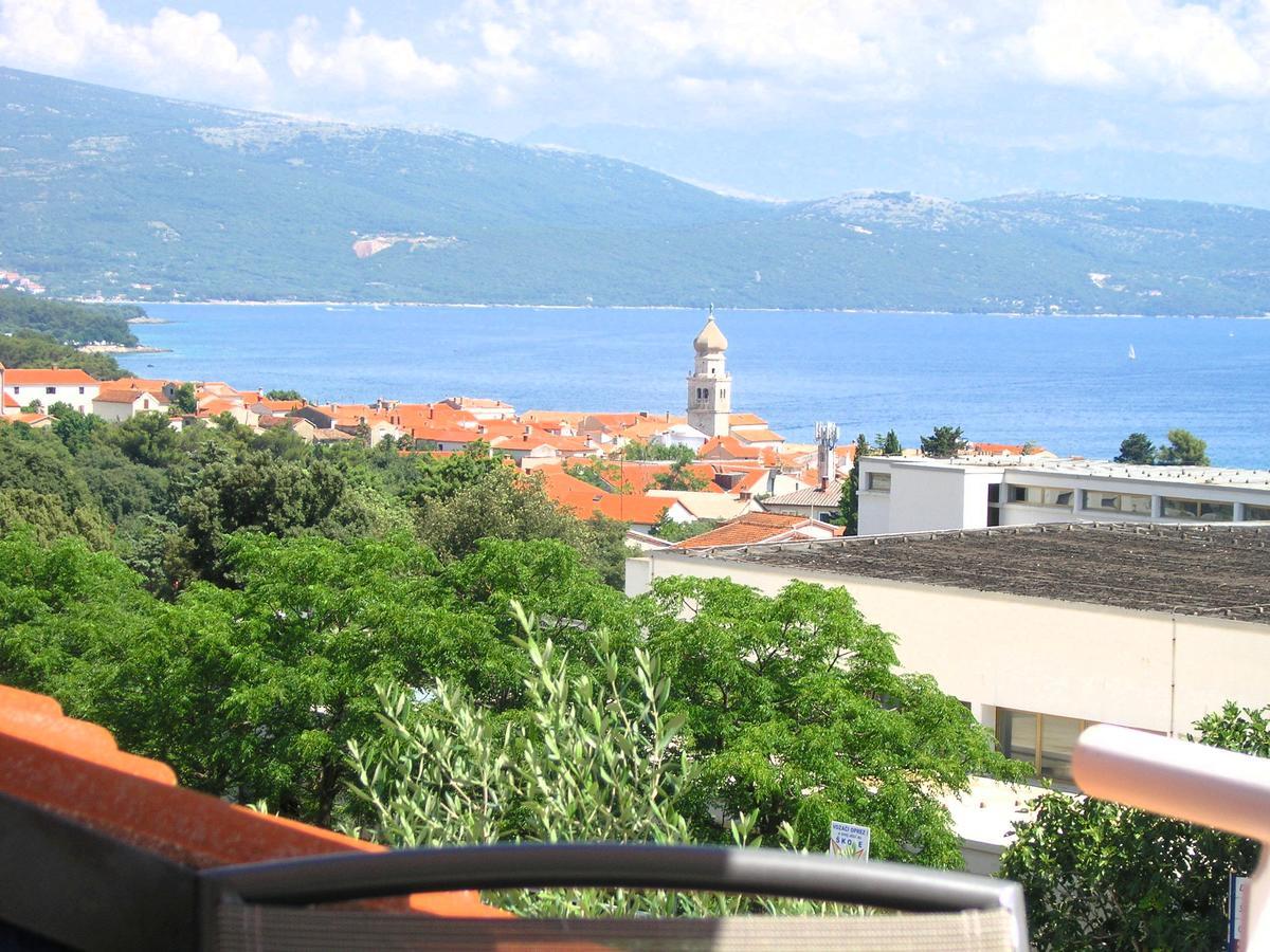 Apartments Oribella Krk Town Exterior foto